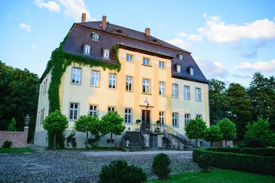 Rittergut/Gutshaus Großgestewitz Naumburg  Exterior foto